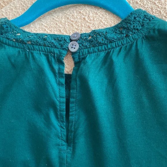 J Crew Women’s Green  Blouse size large NWOT - Picture 5 of 6